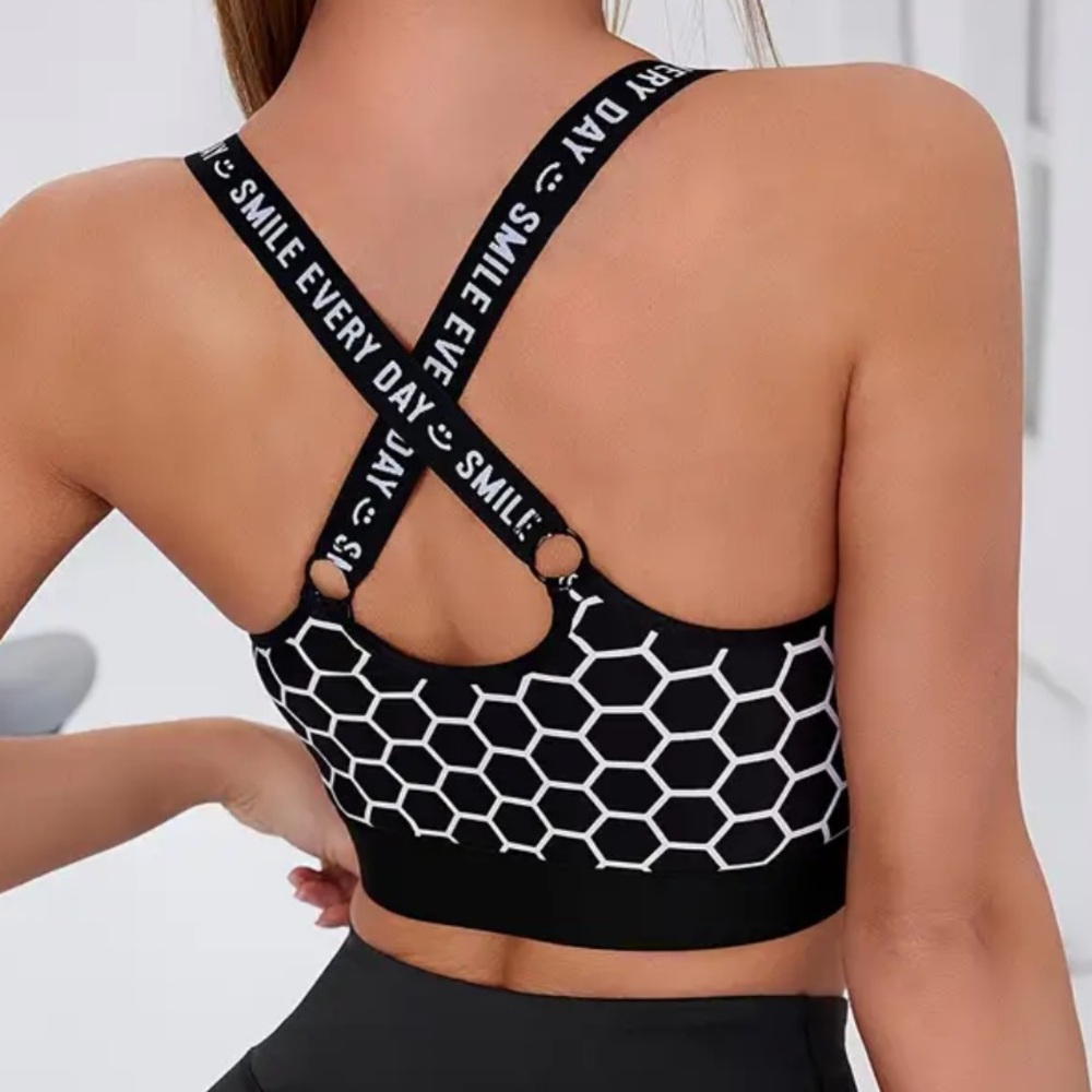 Super Comfortable Cross-Back Sports Bra - Max Support Workout Top
